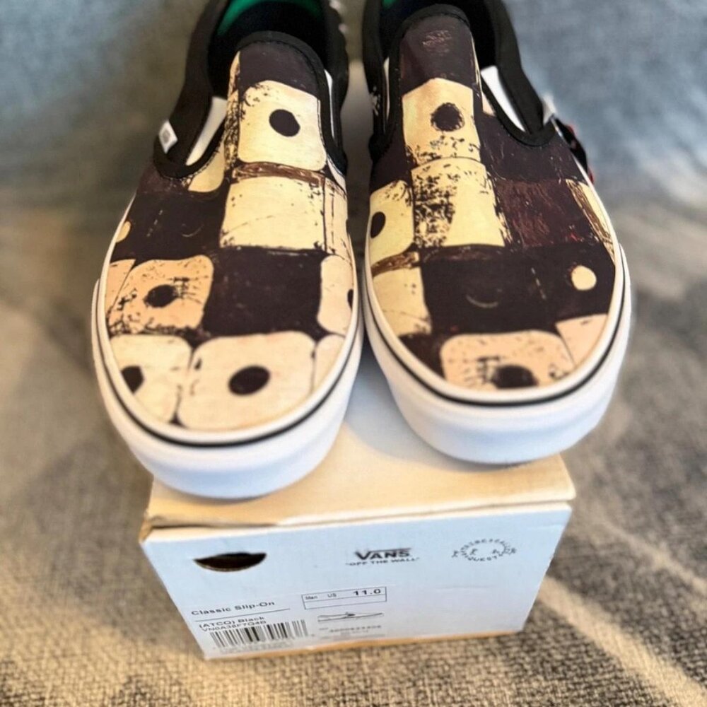 Size 11 – VANS A Tribe Called Quest Classic Slip-On BNIB